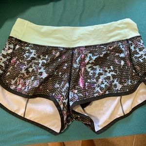 Lululemon Speed Up Short